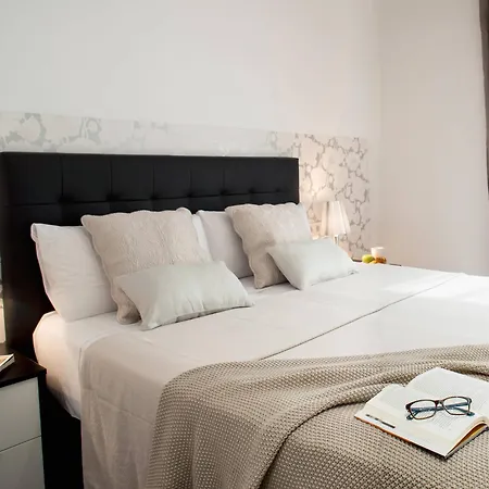 Apartment Aspasios Catedral