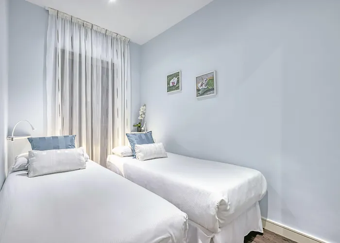 Aspasios Catedral アパート *